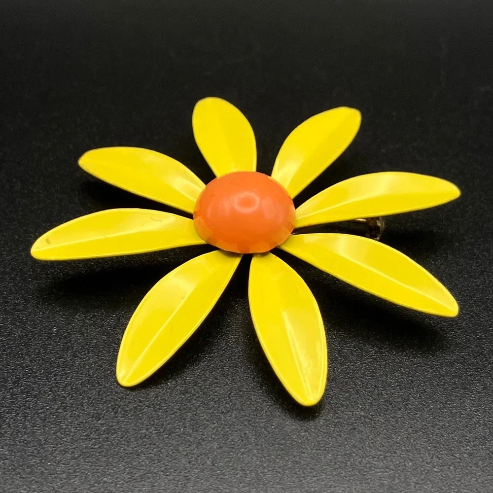 Vintage Enamel Daisy Flower Brooch Yellow Orange Large Mod Floral Pin 2.75in